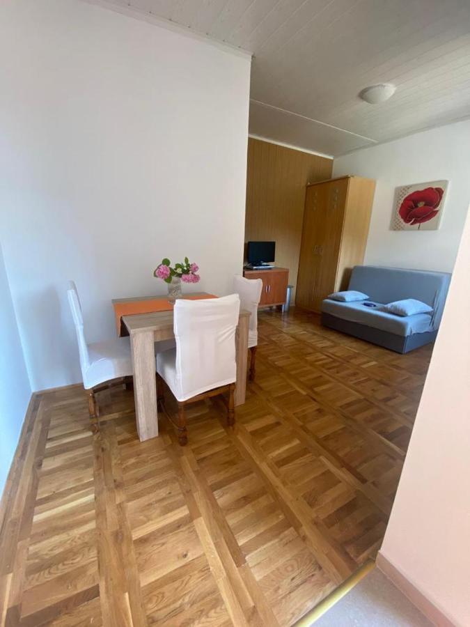 Duje & Roko Apartments Σίμπενικ Εξωτερικό φωτογραφία