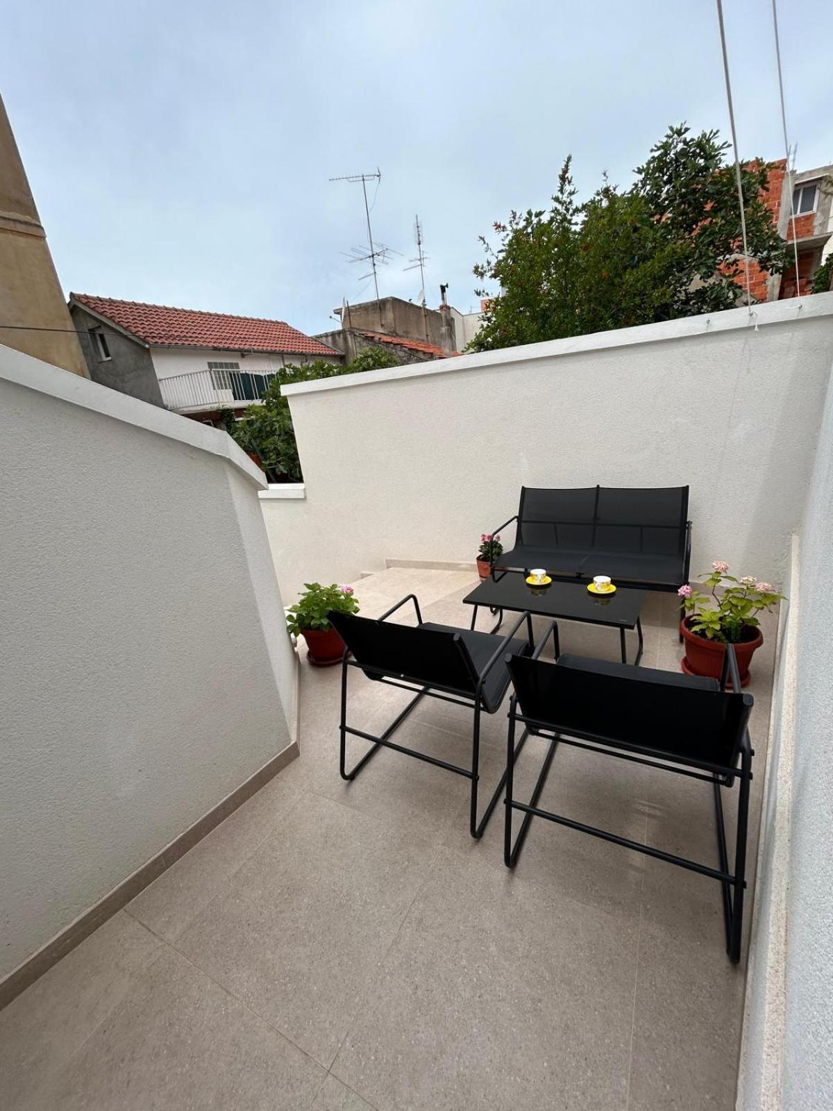 Duje & Roko Apartments Σίμπενικ Εξωτερικό φωτογραφία