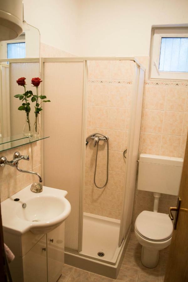 Duje & Roko Apartments Σίμπενικ Εξωτερικό φωτογραφία
